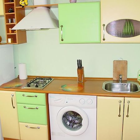 Shievchienko 10 Apartman Kijev Kültér fotó