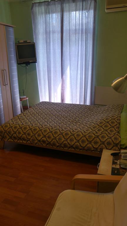 Shievchienko 10 Apartman Kijev Kültér fotó