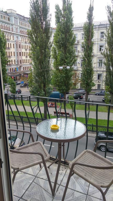 Shievchienko 10 Apartman Kijev Kültér fotó
